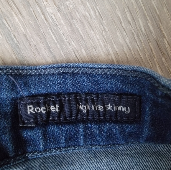 Citizens Of Humanity "Rocket" Jeans - Picture 5 of 6